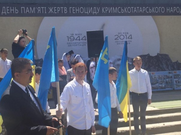 Ислямов с меджлисовцами бузит на границе с Крымом