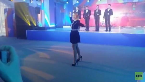 Захарова сдержала обещание и станцевала "Калинку" на саммите Россия-АСЕАН (Видео)