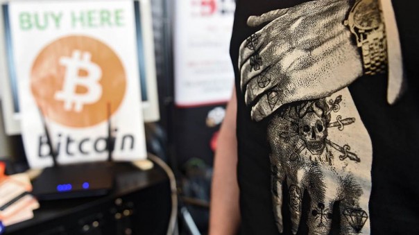 Рука крипта