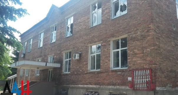 Куйбышевский район г. Донецк. Последствия обстрела укрофашистами (28-05-2016)