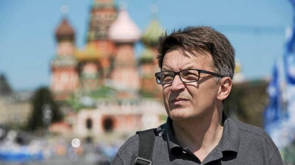 Украинские националисты напали в Киеве на российского блогера Рустема Адагамова