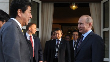 Абэ заявил, что предложил России новый подход к Курильским островам