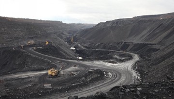 Киев подтвердил закупки угля в неподконтрольном Донбассе