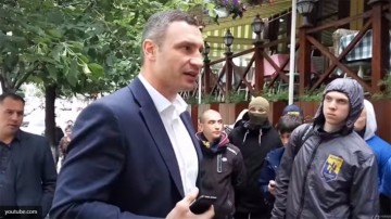 Срыв масок: Кличко предложил «азовцам» сменить имидж