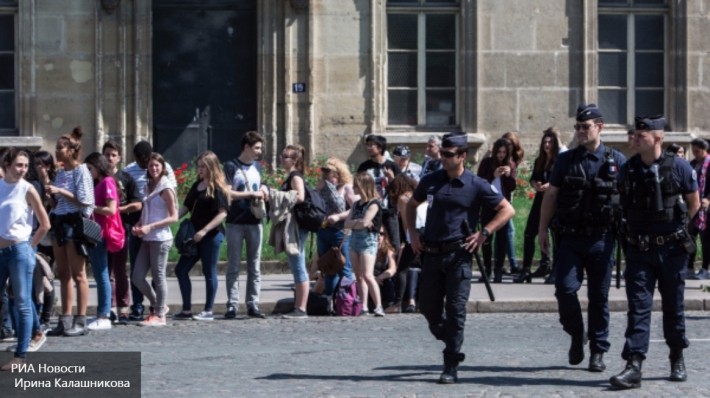 СБУ докажет французам опасность терактов на Евро с автоматами в руках СБУ докажет французам опасность терактов на Евро с автоматами в руках