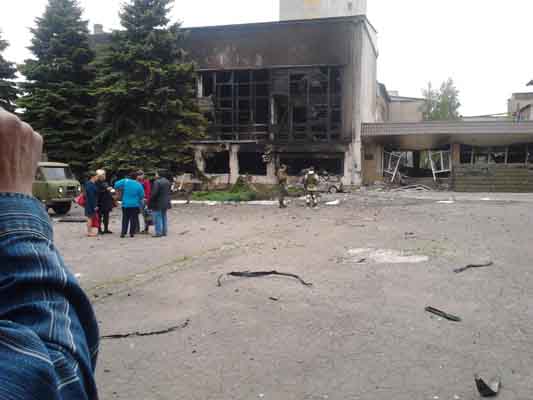 День 283: киевские каратели уничтожают промышленные предприятия Донбасса, а в Зайцево дети рождаются под аккомпанемент разрыва снарядов День 283: киевские каратели уничтожают промышленные предприятия Донбасса, а в Зайцево дети рождаются под аккомпанемент разрыва снарядов