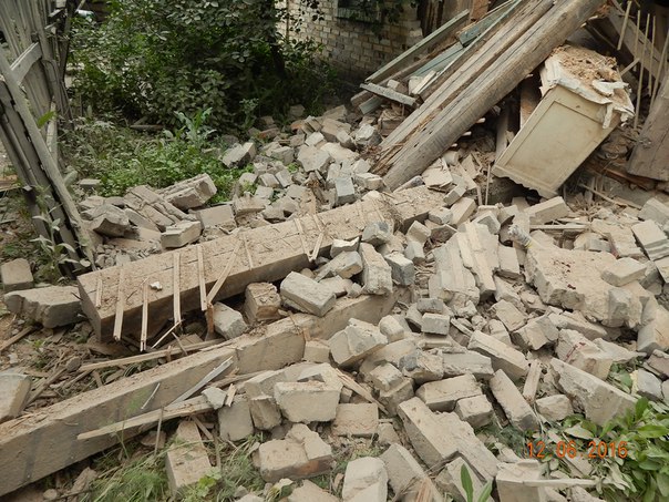 Сводка от МО ДНР 12 июня 2016 года. Укрофашисты за сутки более 600 раз обстреляли прифронтовые районы ДНР, есть разрушения, погибшие и раненые