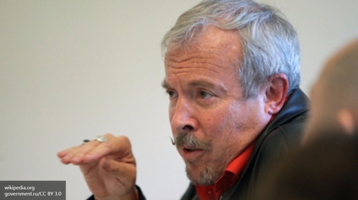 Напоившая Макаревича водкой украинская проводница едва не лишилась работы