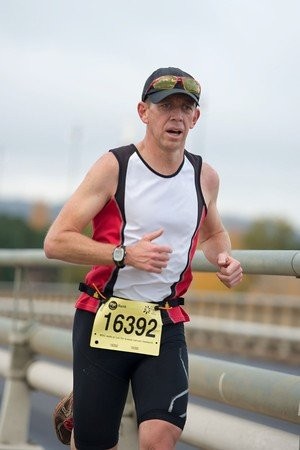 Вся социально-экономическая и мировая политика стоит на трех китах