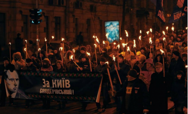 Лучше дома под обстрелами, чем в Киеве – жители Донецка с отвращением покидают Украину