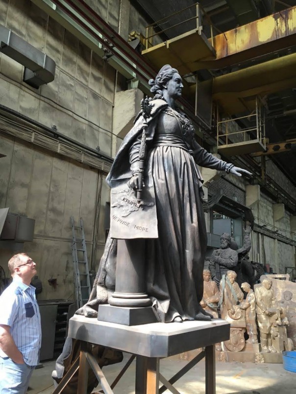 Елена Аксенова: памятник Екатерине II отправляют в Крым Елена Аксенова: памятник Екатерине II отправляют в Крым