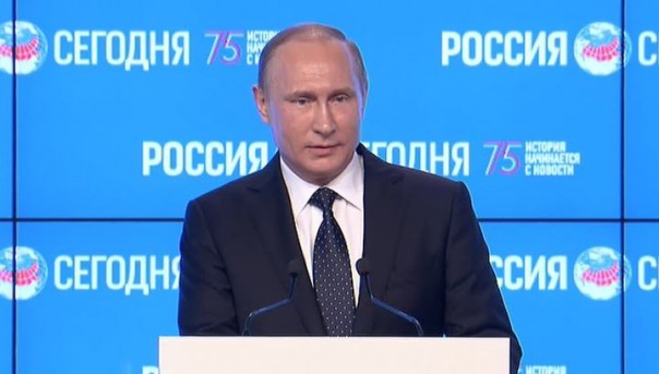 Путин: журналистика сегодня - это поиск правды