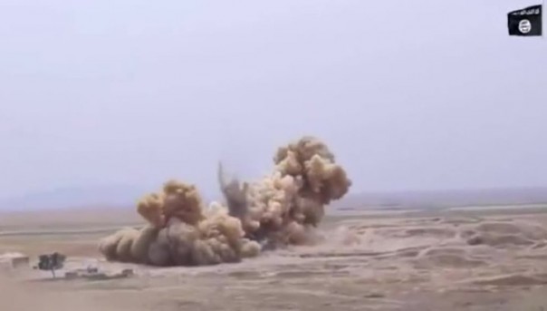 Боевики ИГ пообещали разрушить египетские пирамиды и все постройки "неверных"