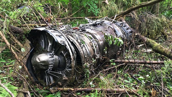 В Подмосковье разбился истребитель Су-27 "Русских Витязей" В Подмосковье разбился истребитель Су-27 "Русских Витязей"