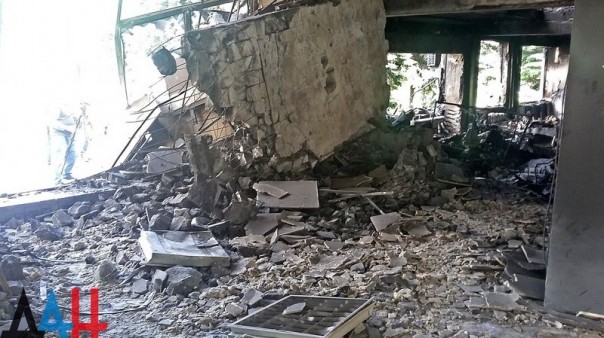 Сводка от МО ДНР 10 июня 2016 года. Укрофашисты более 3,5 тысячи раз обстреляли ДНР, повреждено 77 домостроений, погибли пять человек, 21 ранены