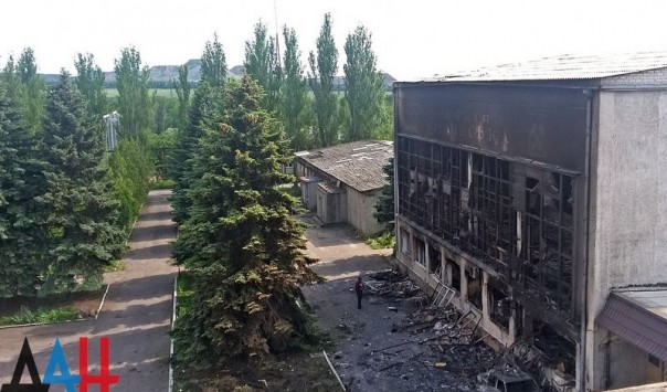 Сводка от МО ДНР 10 июня 2016 года. Укрофашисты более 3,5 тысячи раз обстреляли ДНР, повреждено 77 домостроений, погибли пять человек, 21 ранены