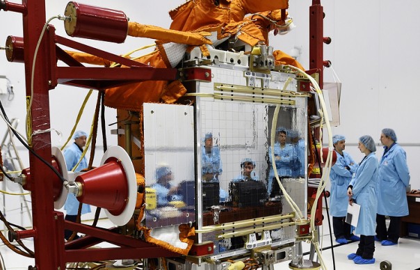 Украинские ученые переезжают в Россию из-за лучших условий труда  