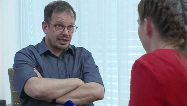 Зеппельт рассказал очень странную версию своего нападения на Скабееву