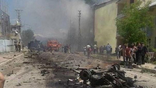 Мощный взрыв прогремел на востоке Турции: есть пострадавшие Мощный взрыв прогремел на востоке Турции: есть пострадавшие