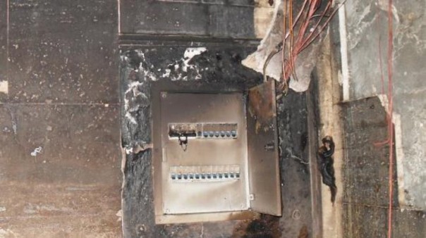 В Киеве «случайно» загорелся Соломенский суд. Выгорела комната с делами Заверухи и пасынка Фирташа В Киеве «случайно» загорелся Соломенский суд. Выгорела комната с делами Заверухи и пасынка Фирташа