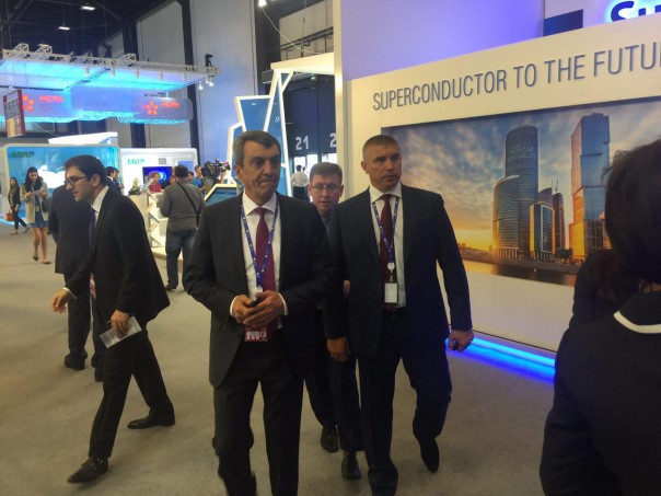 Делегация Севастополя прибыла на экономический форум в Питер — прорывать блокаду Крыма Делегация Севастополя прибыла на экономический форум в Питер — прорывать блокаду Крыма