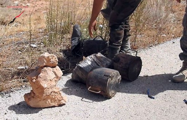 Су-34 ВКС РФ охотятся на ИГИЛ в Ракке и Дераа, Армия Сирии успешно наступает под Пальмирой и в Хаме | Подборка видео с Ближневосточного фронта