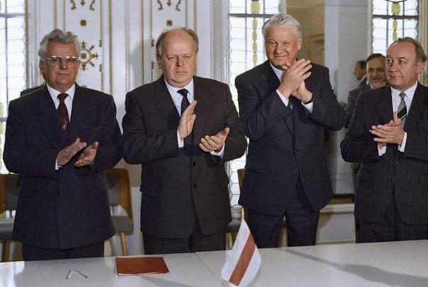 Есть грозный Судия Есть грозный Судия