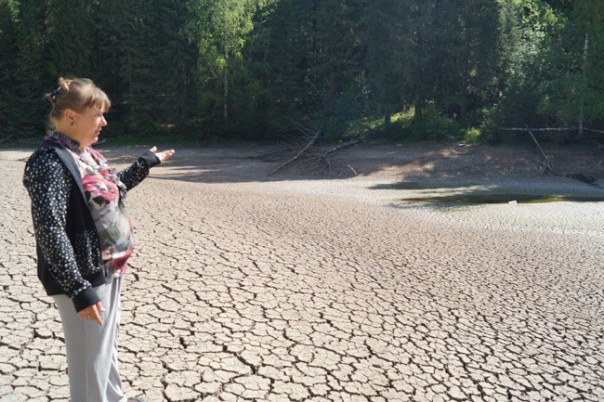 В Пермском крае загадочным образом исчезло целое озеро вместе с рыбой В Пермском крае загадочным образом исчезло целое озеро вместе с рыбой