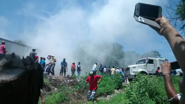 Власти Мексики расстреляли забастовку учителей: множество убитых и раненых — США, СМИ и правозащитники молчат Власти Мексики расстреляли забастовку учителей: множество убитых и раненых — США, СМИ и правозащитники молчат