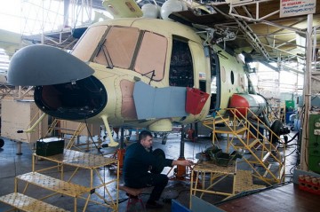 Сегодня, Сердюков «тайно» инспектирует предприятия Бурятии.