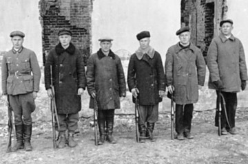 Земля Иуд: Сумы под\вместе с гитлеровцами