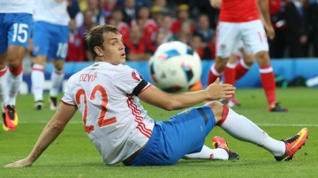 Такой футбол нам не нужен: пользователи сети призвали расформировать сборную России