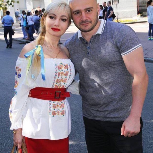 Простой обычный еуропейский город и люди которые его населяют Простой обычный еуропейский город и люди которые его населяют