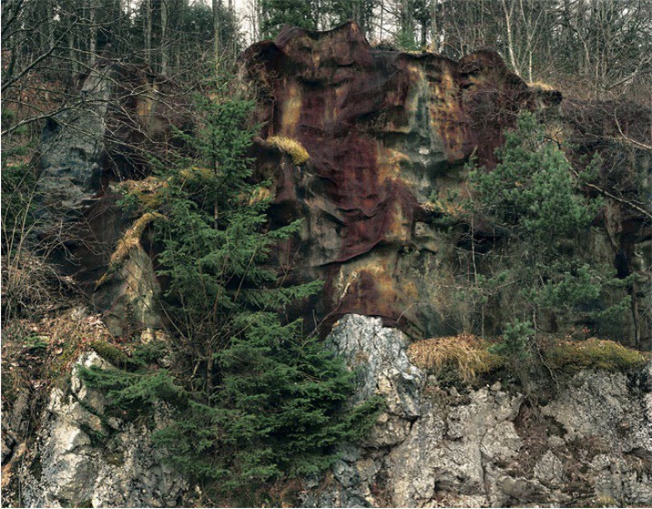 Бункеры, замаскированные под швейцарские виллы