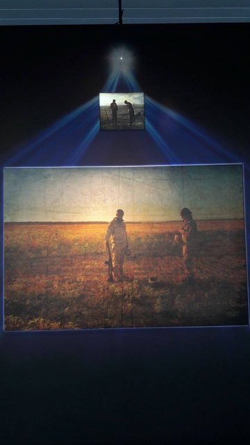 Пародия на "Тайную вечерю" работы потомка карателя Бабьего Яра встречает прилетающих в Борисполь