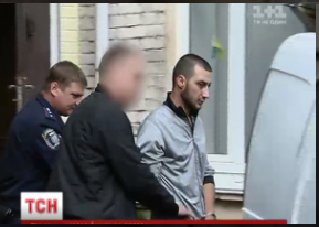 Новости Кукуева: Парни на машине патрульного полицейского ограбили киевлян