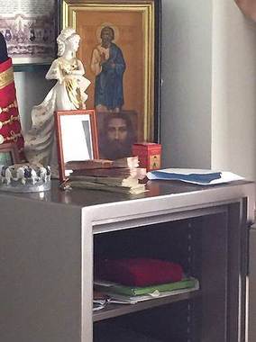 При обыске в доме главного таможенника России нашли 10 млн рублей и сотни тысяч евро и долларов