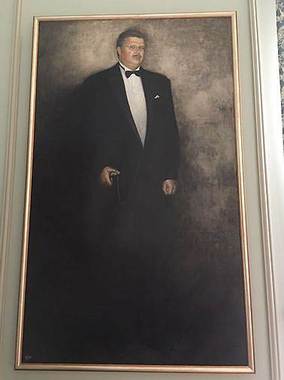 При обыске в доме главного таможенника России нашли 10 млн рублей и сотни тысяч евро и долларов