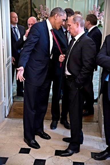 Ослы из Демпартии США таки решили разыграть "руку Москвы" и списать на нее возможный провал 