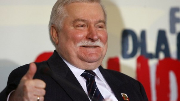  Валенса: На месте США я бы сбил самолет русских – война им не по карману