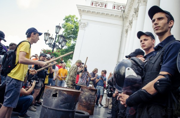 Безумие, ставшее обыденностью Безумие, ставшее обыденностью