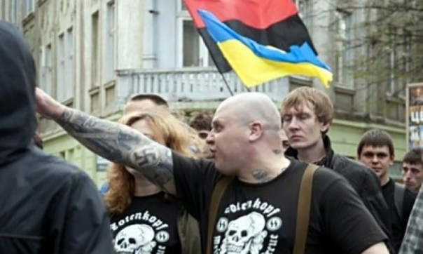 Львов просыпается: местные жители возьмут город под собственный контроль