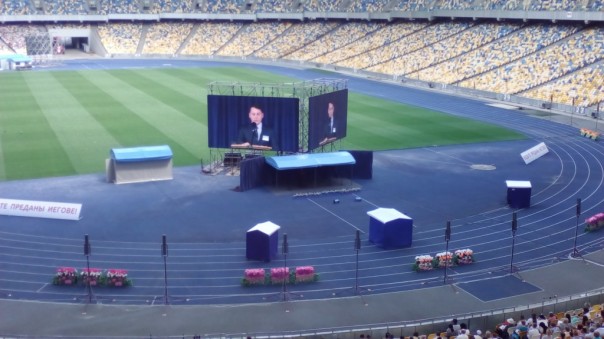 Религиозные фанатики захватили столицу Украины (фото)