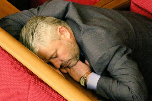 Митинг в Киеве: «депутаты, работать!»