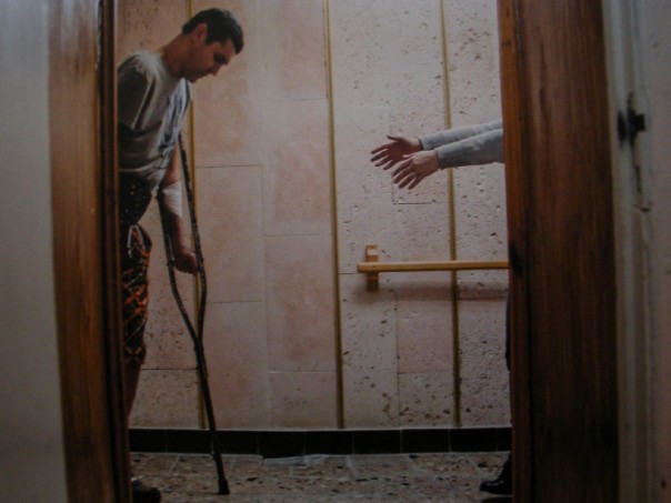 «Я назвал свой нерв Путиным – он меня мучает постоянно» – в Киеве открылась выставка фото искалеченных солдат АТО «Я назвал свой нерв Путиным – он меня мучает постоянно» – в Киеве открылась выставка фото искалеченных солдат АТО