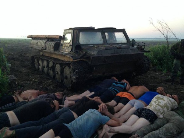 Украинские копатели янтаря сбили 2 беспилотника и атаковали Нацгвардию с помощью бронетехники