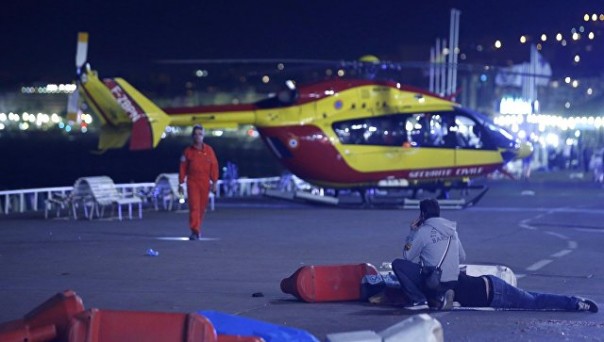 В Ницце совершен теракт, погибли не менее 80 человек 18+