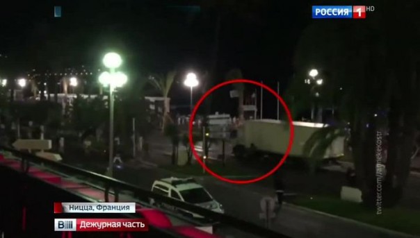 Опубликована видеозапись ликвидации водителя-террориста, протаранившего толпу людей в Ницце