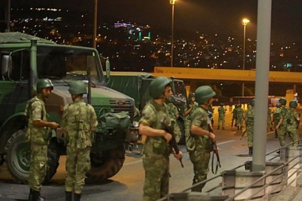 Попытка переворота: первый раунд выиграл Эрдоган 