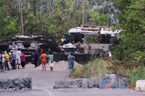 Сводка от НМ ЛНР 18 июля 2016 года.  Взрыв в Станице произошел скорее из-за халатности ВСУ, а не из-за жары
